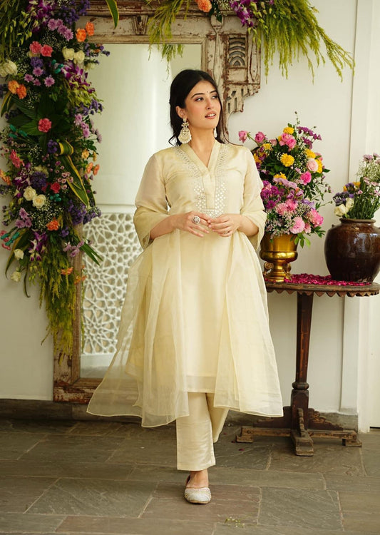 Elegant Cream Silk Kurta Set with Dupatta